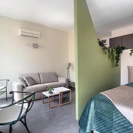 Palais Gioffredo Place Massena Apartman *